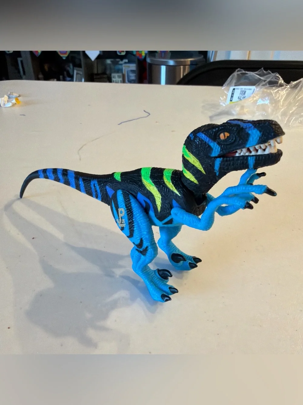 Vintage Kenner 1997 Jurassic Park Chaos Effect Raptor Alpha Figure JP01